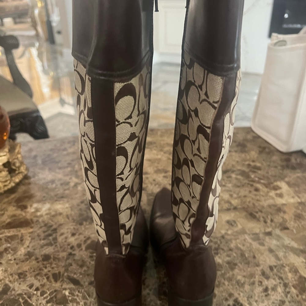 Gorgeous Coach signature riding boots